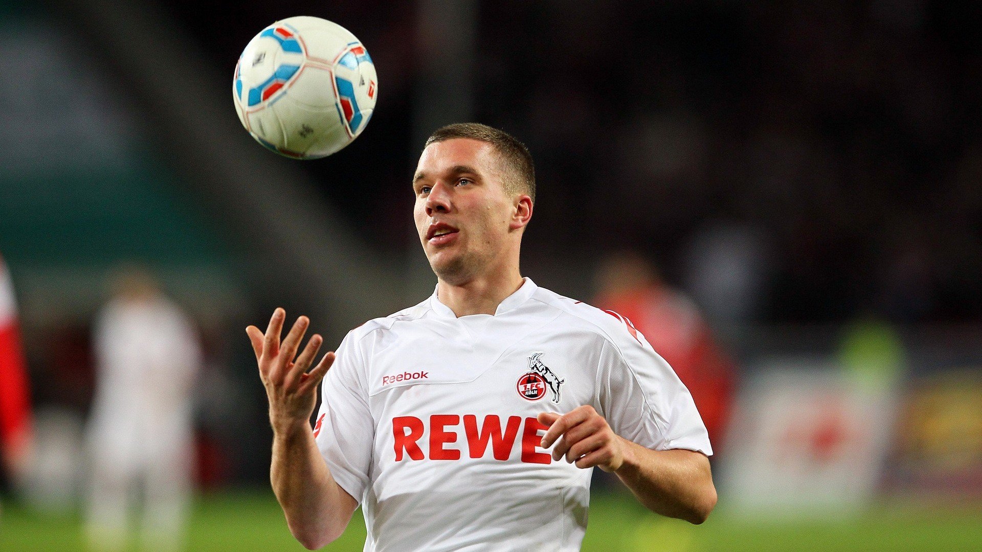 球拍科技升级，选手击球更具破坏力，球拍啥意思